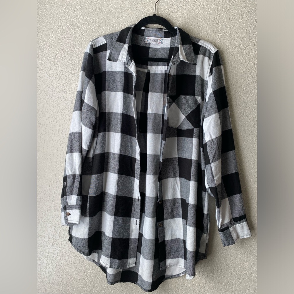 Pink Rose Black and White Plaid Front Button Flannel Top Size L